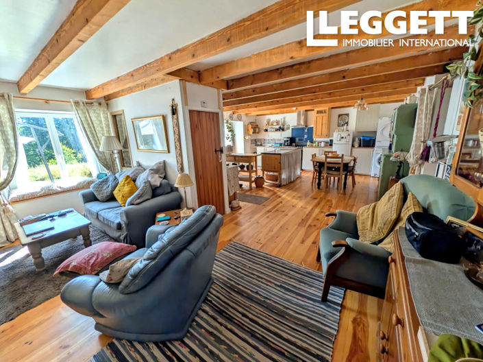 Image No.2-5 Bed House for sale