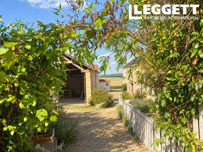 Image No.2-3 Bed House for sale