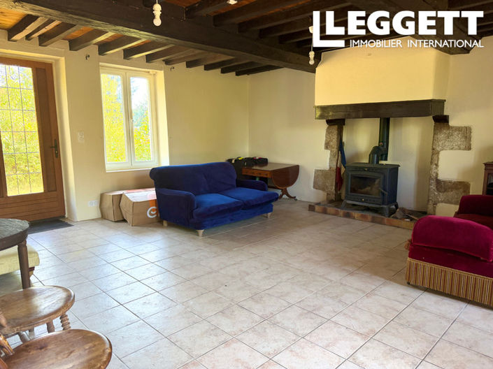 Image No.3-10 Bed House for sale