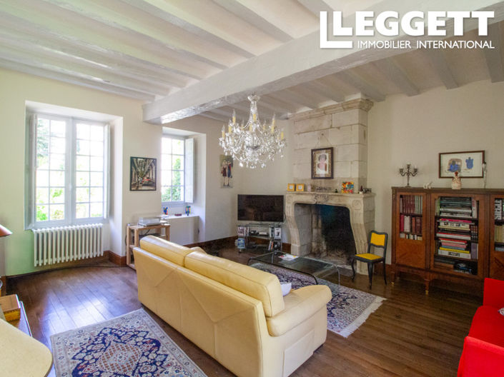 Image No.2-4 Bed House for sale