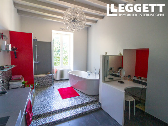 Image No.6-4 Bed House for sale