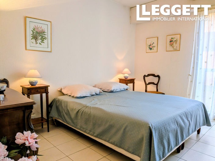 Image No.3-3 Bed Apartment for sale