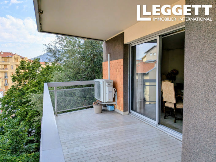 Image No.6-3 Bed Apartment for sale