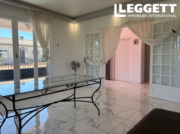 Image No.10-3 Bed House for sale
