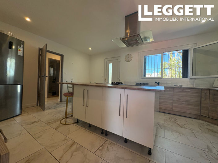 Image No.2-3 Bed House for sale