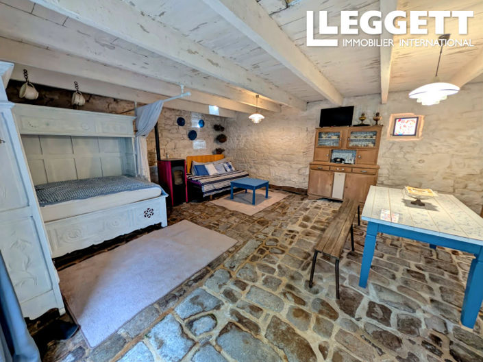 Image No.10-9 Bed House for sale