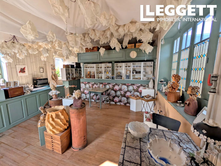 Image No.6-9 Bed House for sale