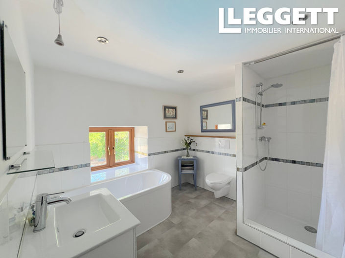 Image No.4-4 Bed House for sale