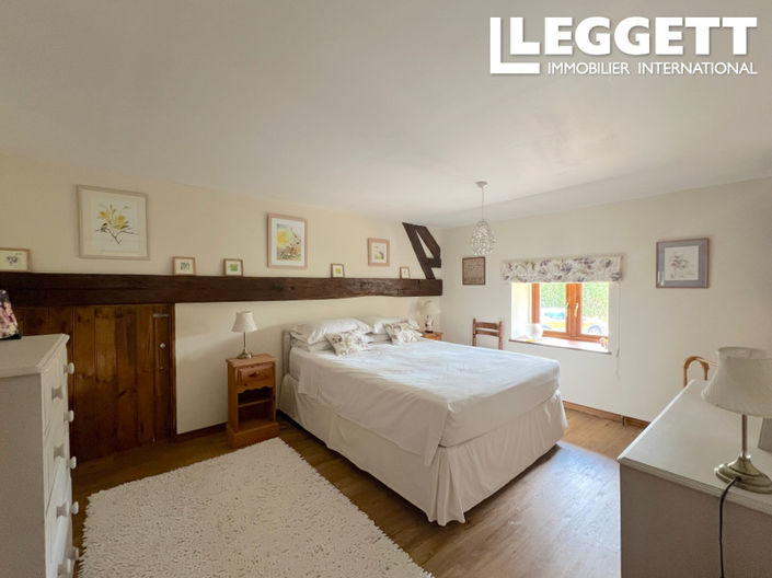 Image No.5-4 Bed House for sale