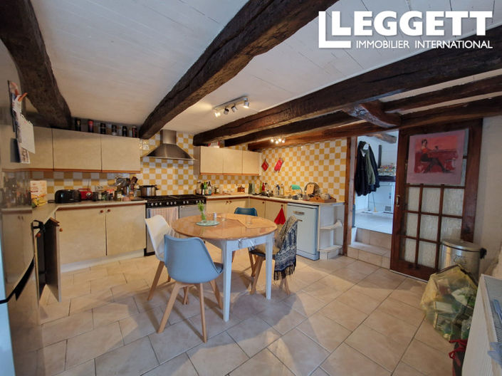 Image No.6-2 Bed House for sale