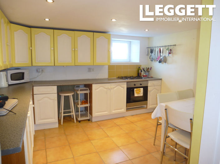 Image No.7-2 Bed House for sale