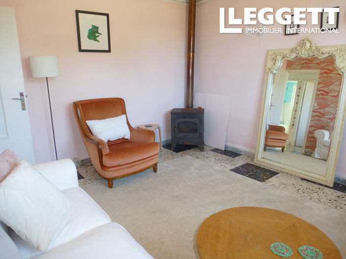 Image No.9-2 Bed House for sale