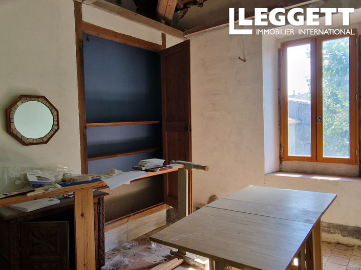 Image No.10-4 Bed House for sale