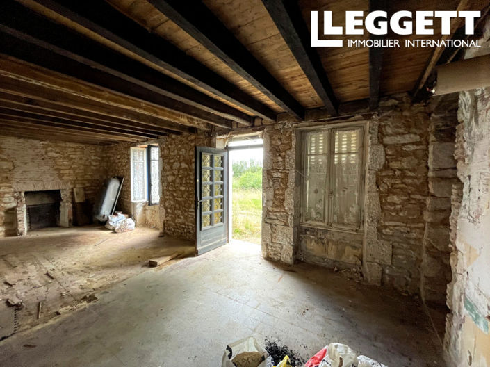 Image No.2-Maison de 2 chambres à vendre à Saint-Hilaire-en-Lignieres
