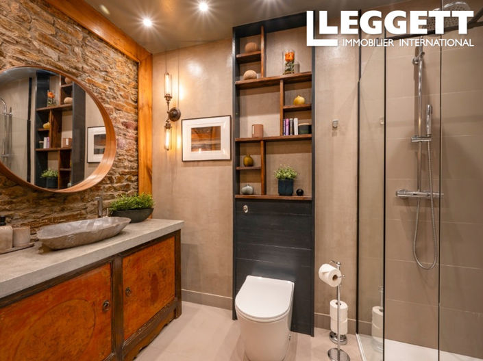 Image No.8-4 Bed House for sale