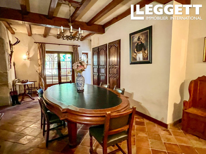 Image No.9-7 Bed House for sale