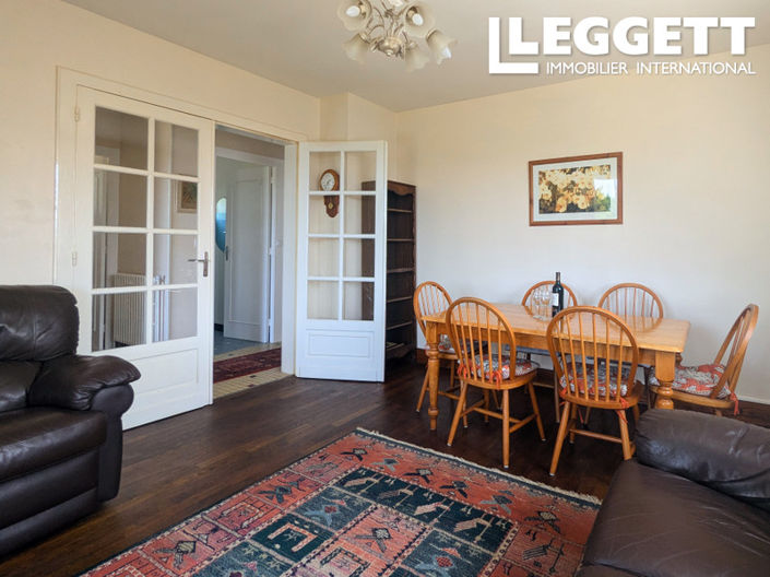 Image No.3-2 Bed House for sale