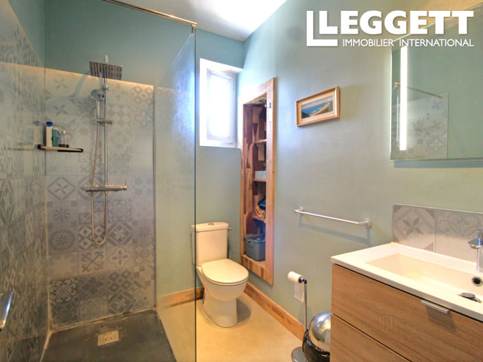 Image No.9-4 Bed House for sale
