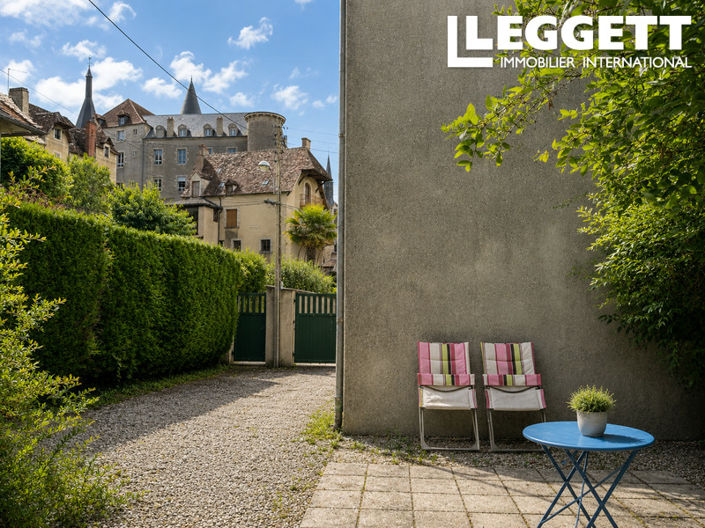 Image No.9-2 Bed House for sale