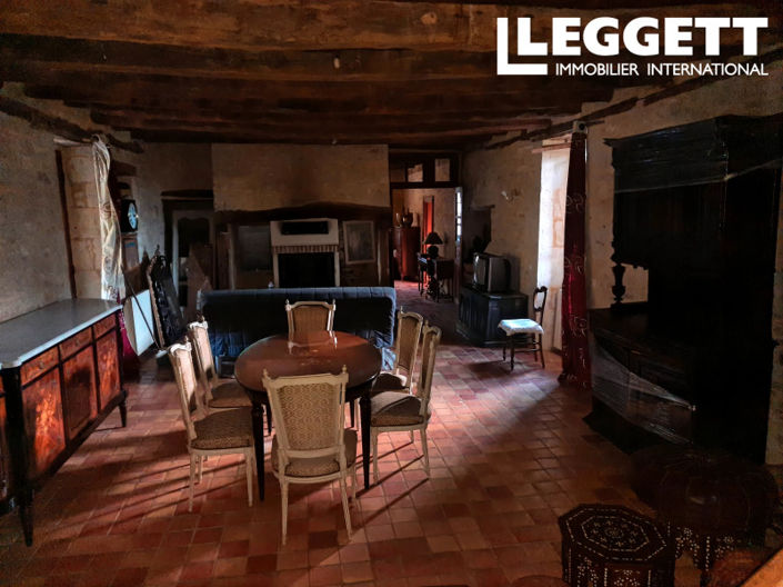Image No.10-11 Bed House for sale
