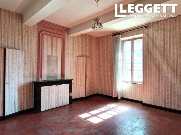 Image No.6-3 Bed House for sale