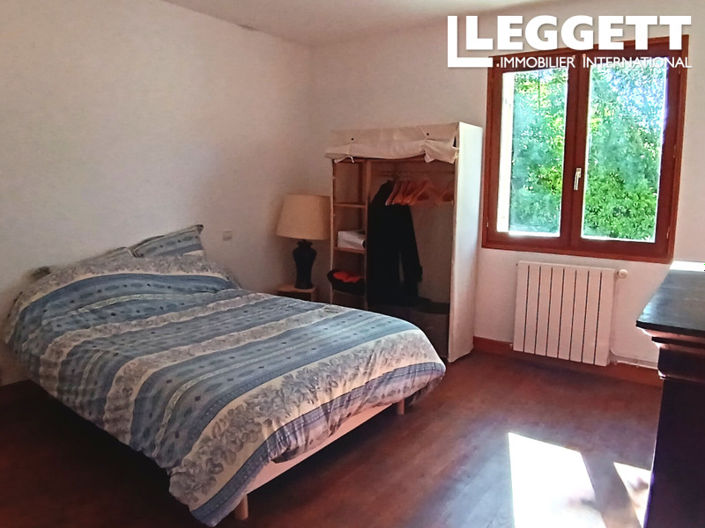 Image No.9-3 Bed House for sale