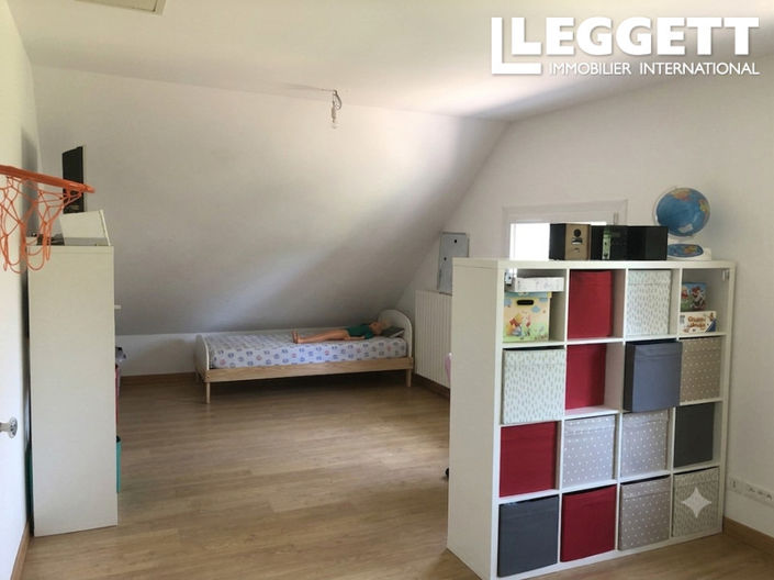 Image No.5-6 Bed House for sale