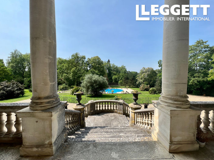 Image No.2-13 Bed Chateaux for sale