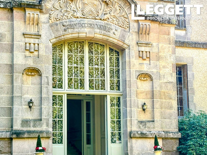 Image No.3-17 Bed Chateaux for sale