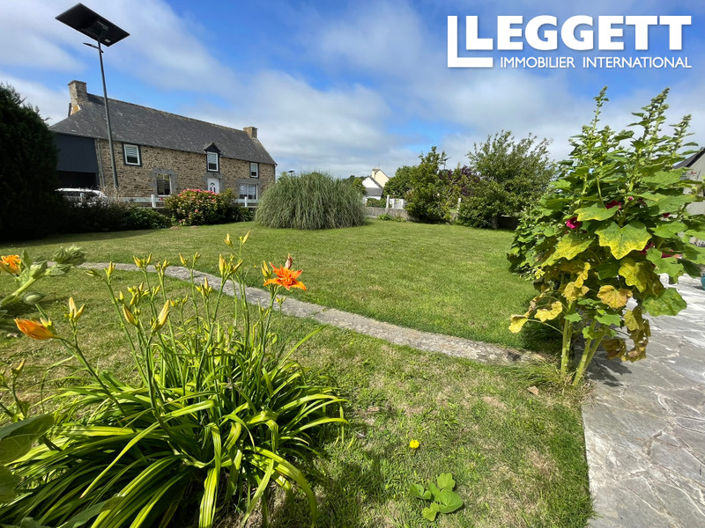 Image No.2-4 Bed House for sale