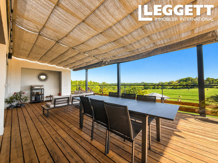 Image No.5-6 Bed House for sale