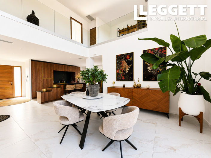 Image No.4-3 Bed House for sale