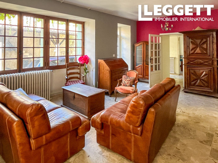Image No.6-6 Bed House for sale