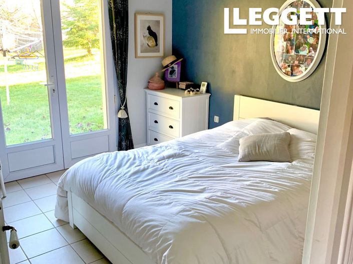 Image No.3-7 Bed House for sale