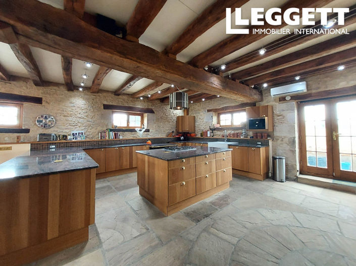 Image No.4-5 Bed House for sale