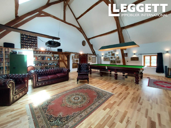 Image No.6-5 Bed House for sale