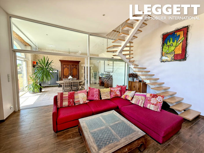 Image No.3-4 Bed House for sale