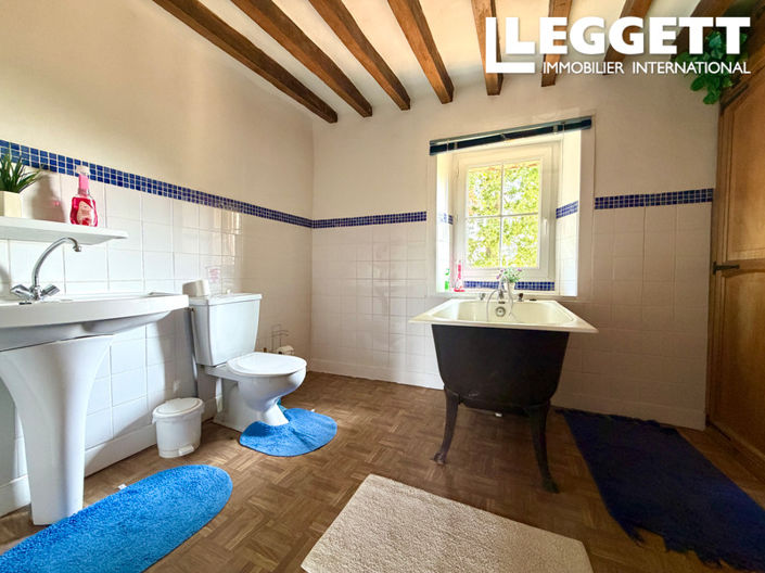 Image No.6-4 Bed House for sale