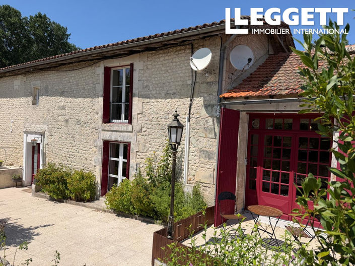 Image No.2-Maison de 3 chambres à vendre à Charente
