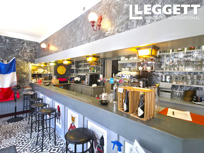 Image No.4-6 Bed House for sale
