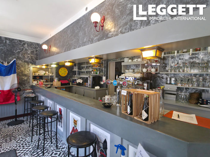 Image No.7-6 Bed House for sale
