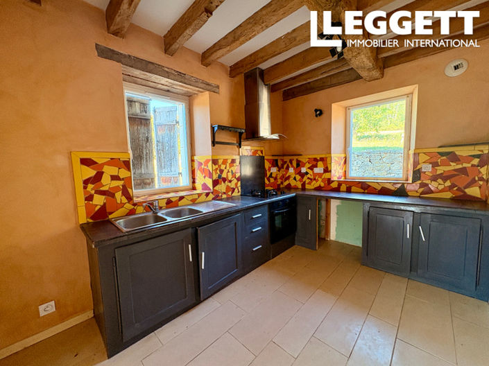 Image No.2-4 Bed House for sale