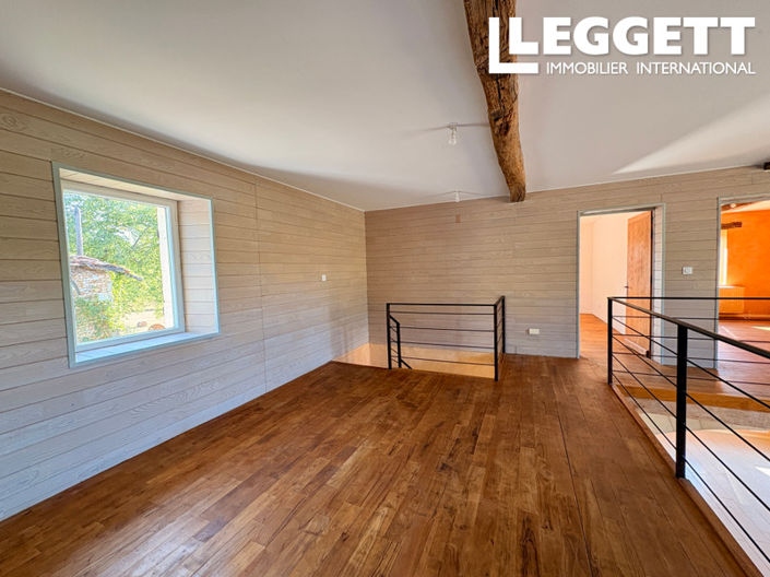 Image No.6-4 Bed House for sale