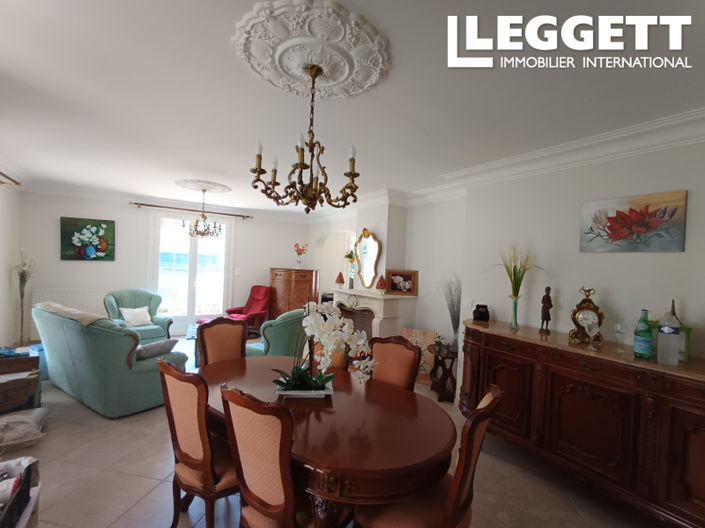 Image No.4-4 Bed House for sale