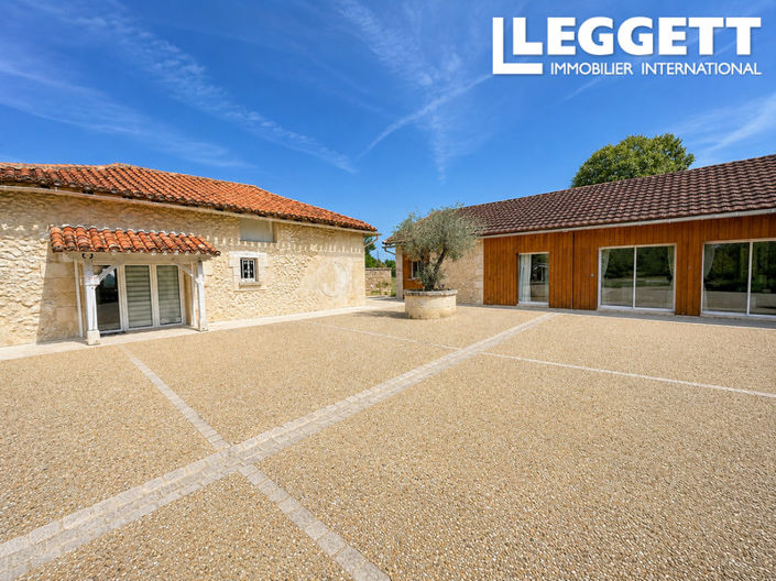 Image No.2-Maison de 5 chambres à vendre à Montrem