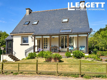 1 - Plussulien, Maison