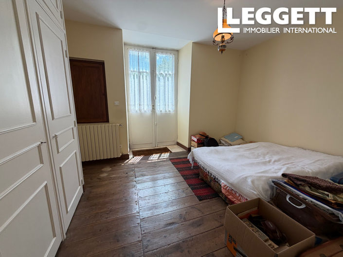 Image No.7-4 Bed House for sale
