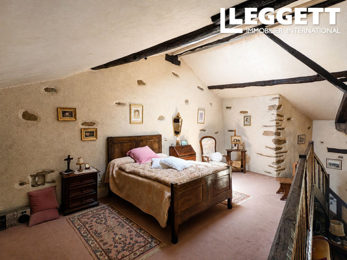 Image No.7-3 Bed House for sale