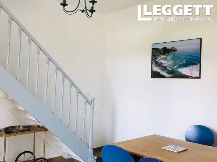 Image No.6-7 Bed House for sale