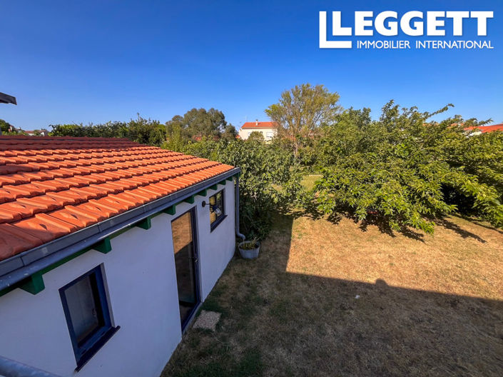 Image No.9-3 Bed House for sale
